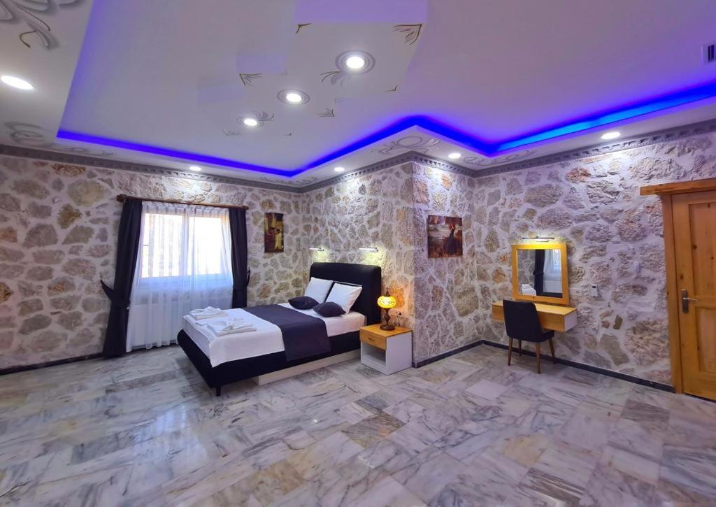 Vadi Su Apart Hotel Kaş Ngoại thất bức ảnh